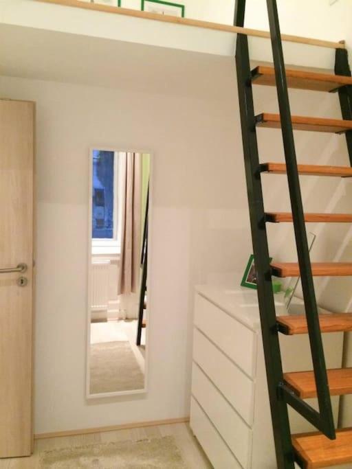 Cityscape Budget Rakoczi Square Apartment Budapest