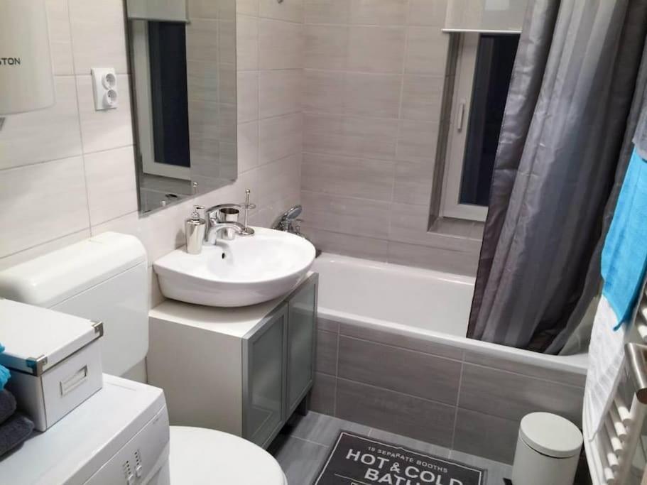Cityscape Budget Rakoczi Square Apartment Budapest